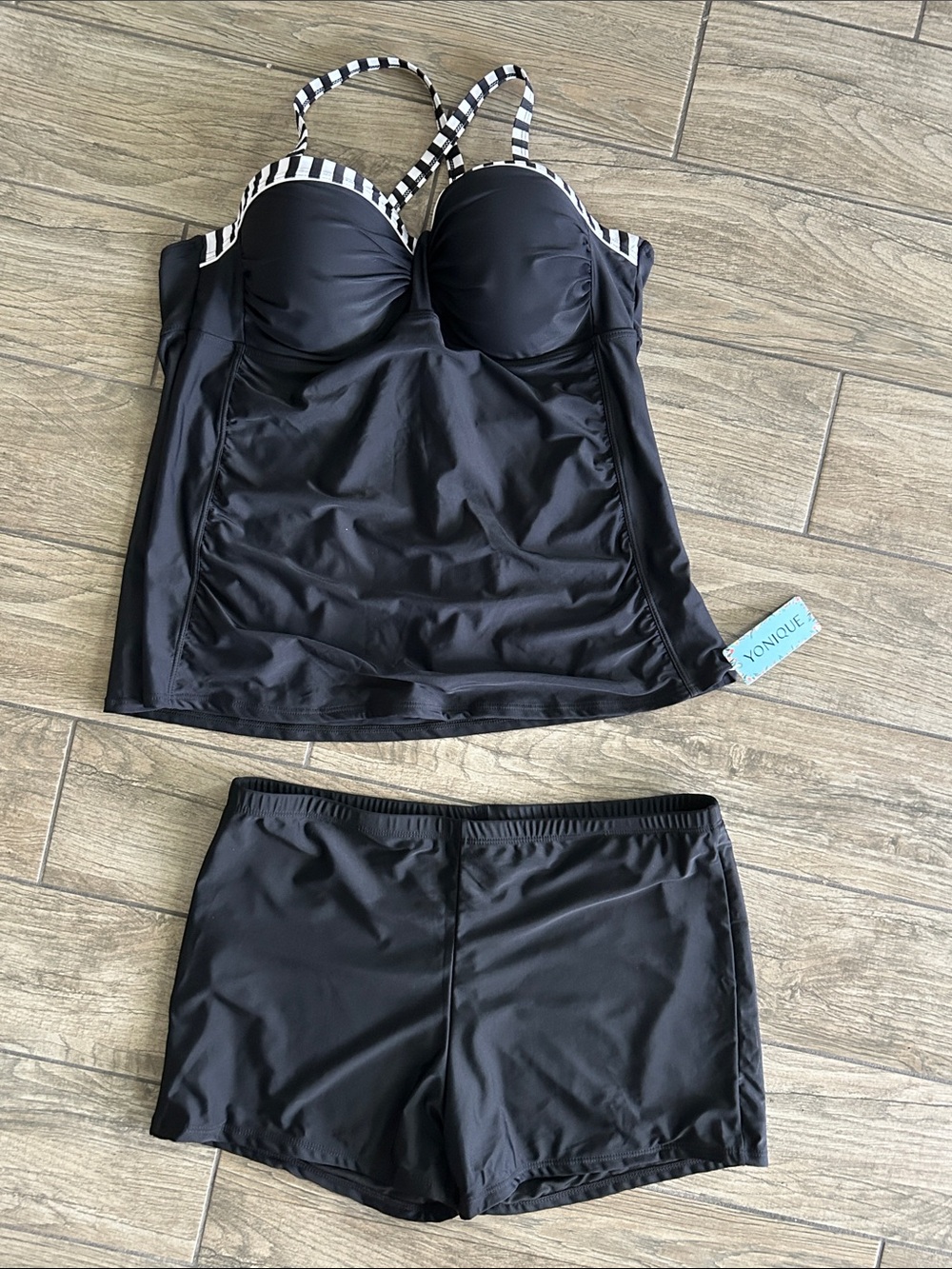 NWT..Black Tankini Top and Bottoms with Striped Accent Straps Size 20W